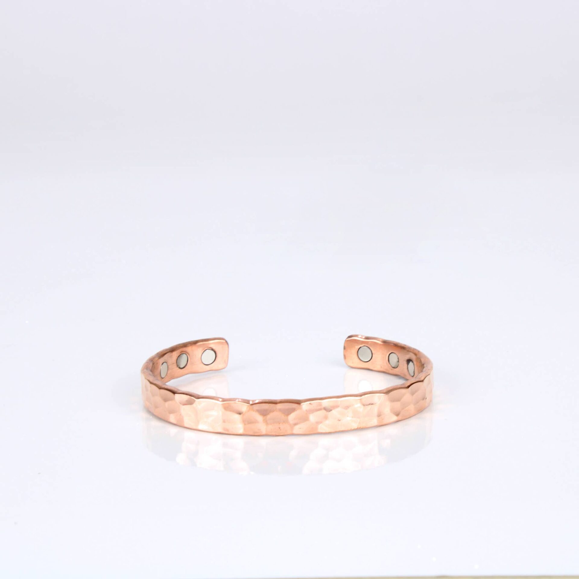 copper-magnet-bracelet-65-design-22-s Brățară din Cupru cu 6 Magneți - Model Bandă Ciocănită - imagine 1